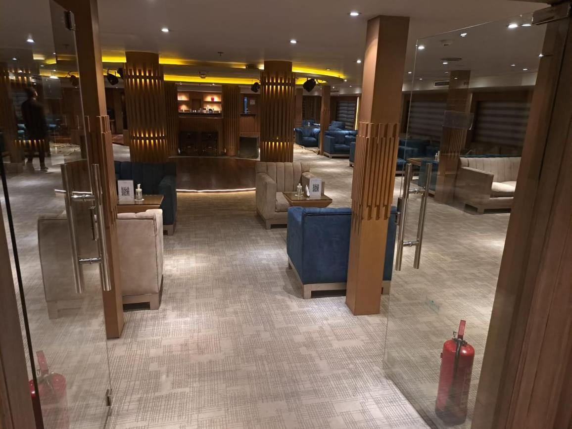 Hotel Five Star Nile Cruise From Aswan To Luxor Extérieur photo