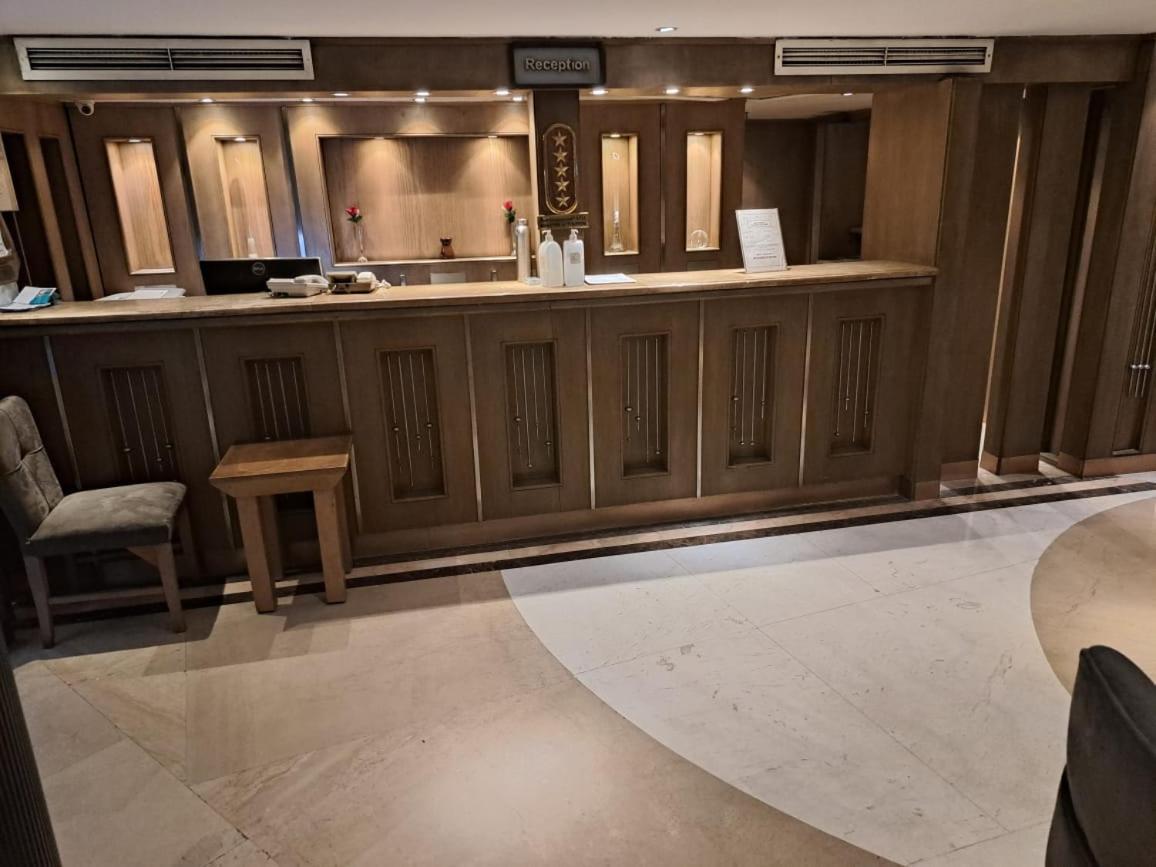 Hotel Five Star Nile Cruise From Aswan To Luxor Extérieur photo